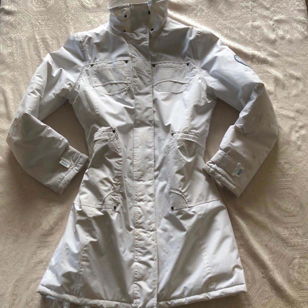 Noise winter jacket - very flexible on this one!